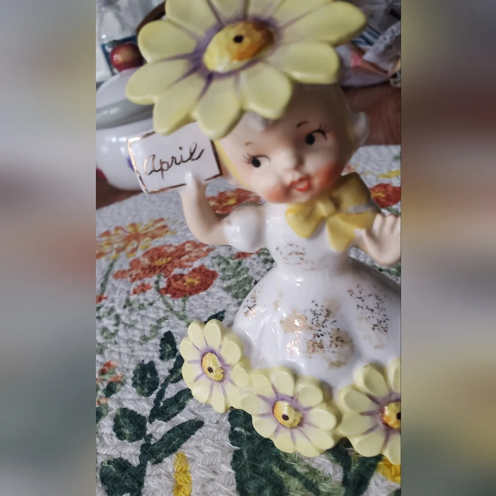 Charming April Flower Girl Cake Topper - Yellow and White